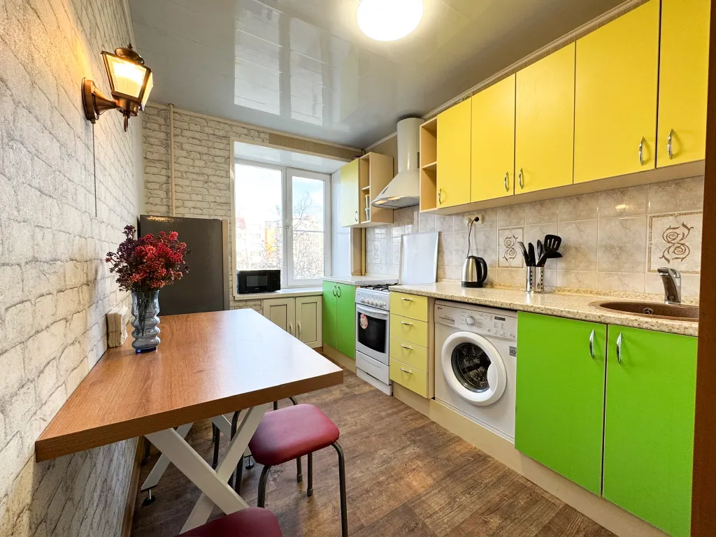 Квартира рядом с Десантным училищем