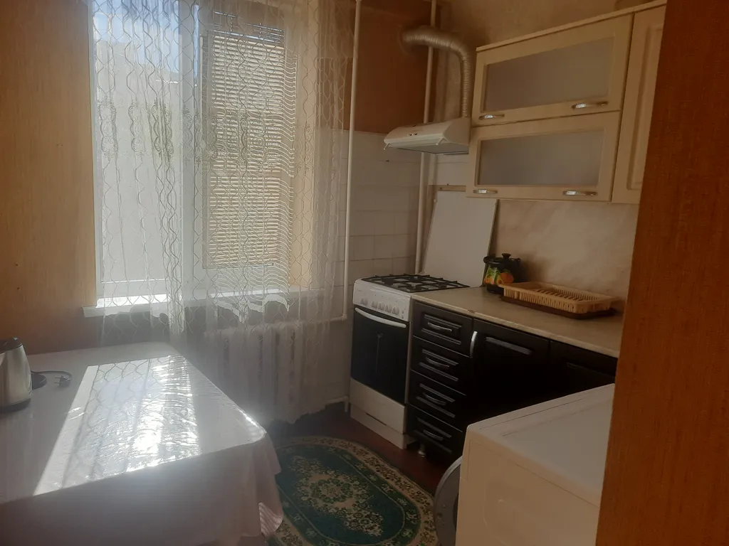 Двухкомнатная квартира рядом с парком и морем