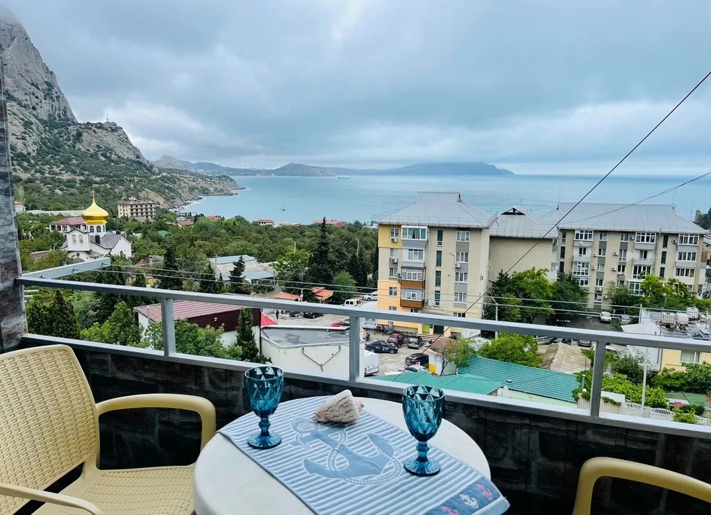 Квартира с видом на море