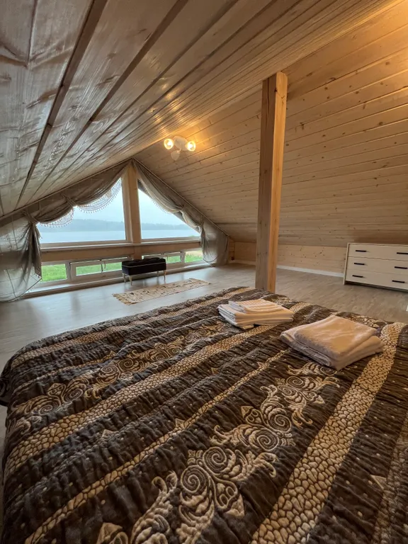 Коттедж Вилла с сауной на берегу и прямым видом на Правдинское озеро — Правдино