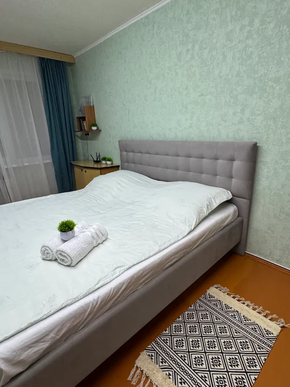 Квартира рядом с Коллажем, памятником Победы