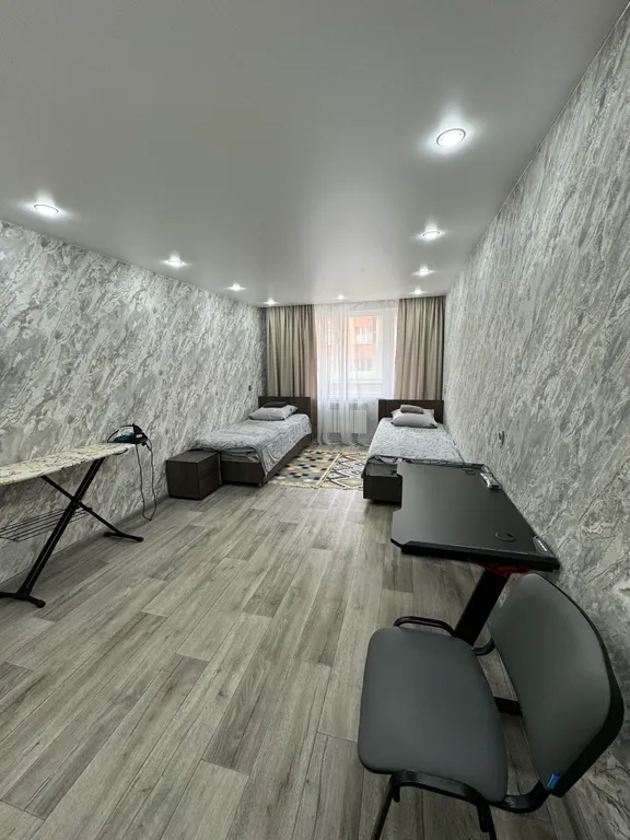 3-х комнатная квартира в центре Айхала