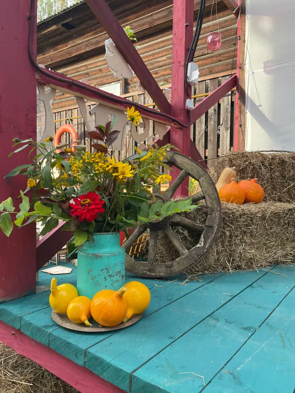 Дом рыбака с баней в самом живописном месте города, у реки и озера