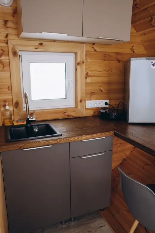 Домик Капсула