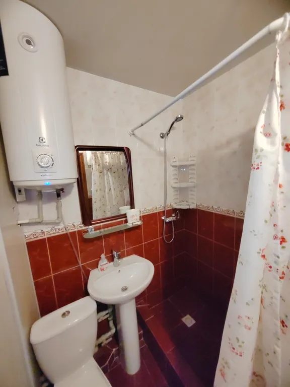 2 комнатная квартира в 50 метрах от моря