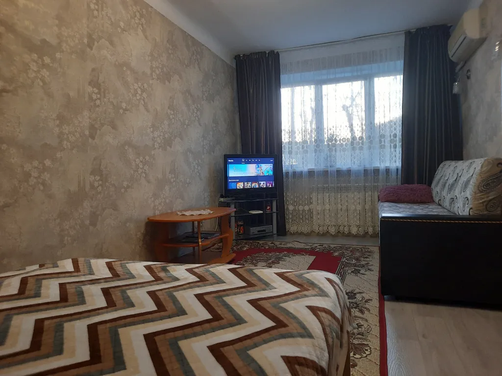 Классная современная квартира в советском ретро стиле