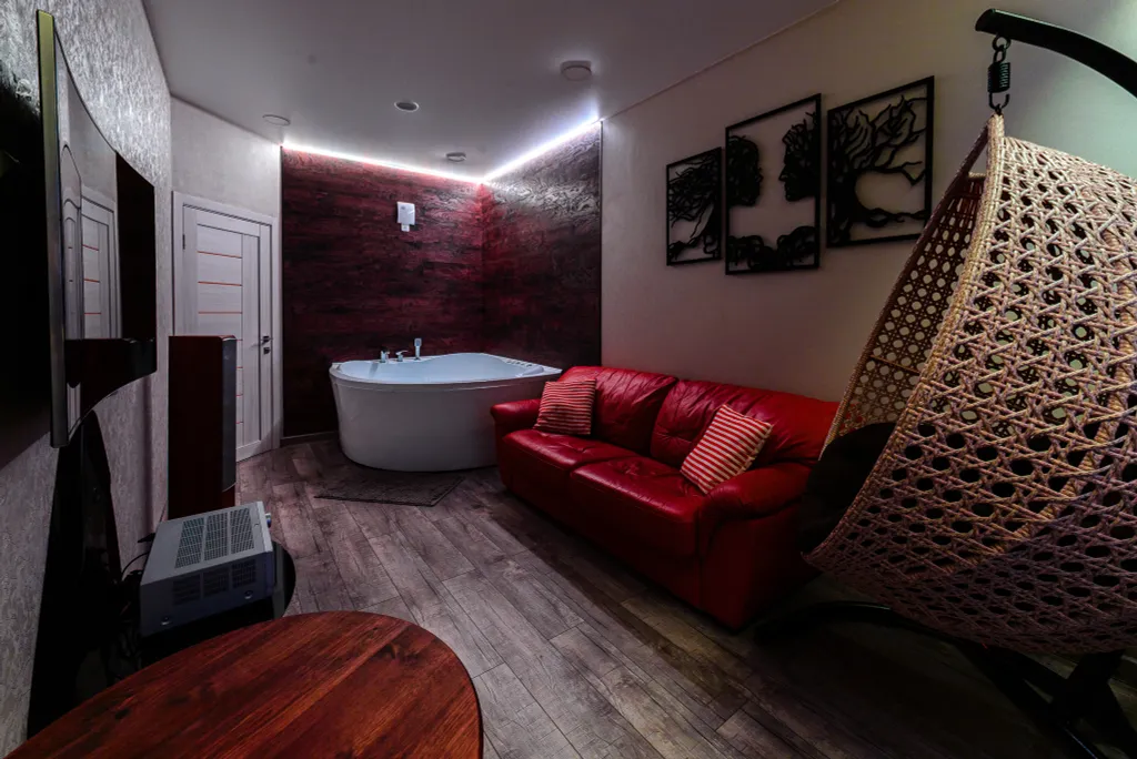 Love Loft апартаменты с огромной джакузи, телескопом и аудио системой