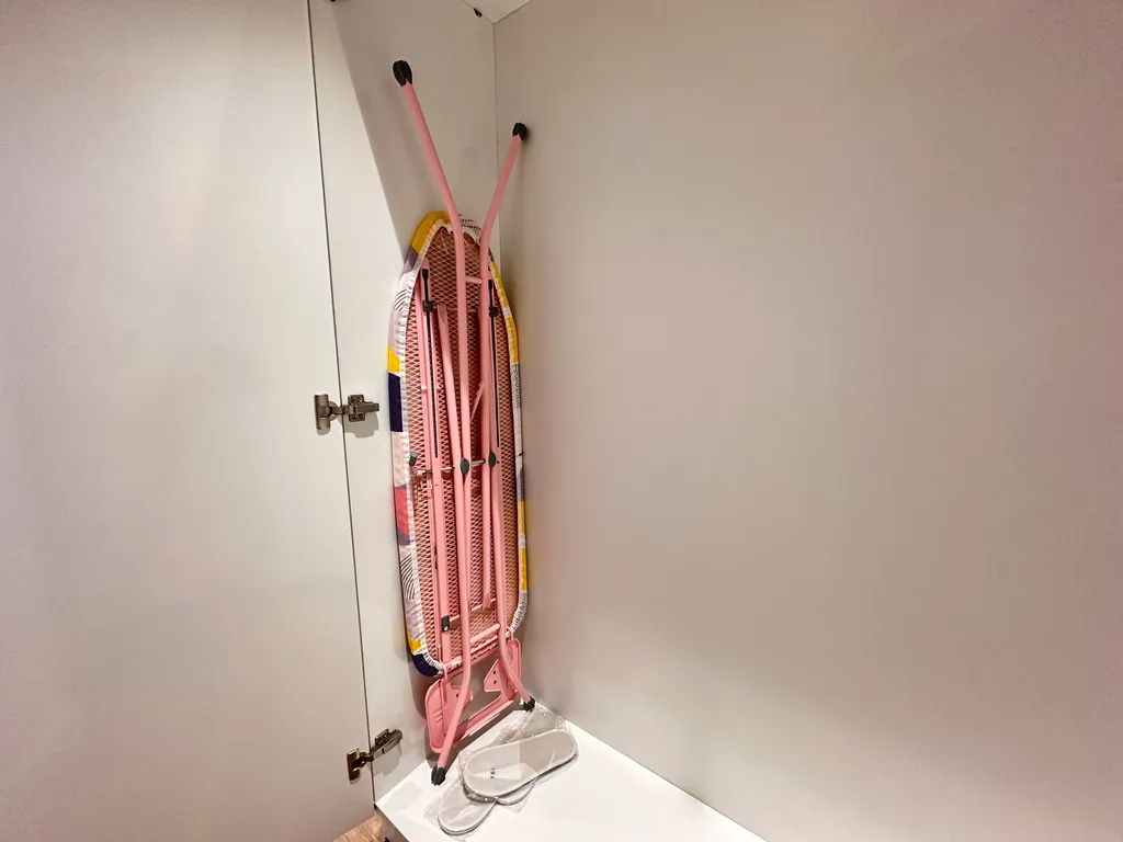 2-комнатный апартамент в ЖК White Sails с бассейном и парковкой