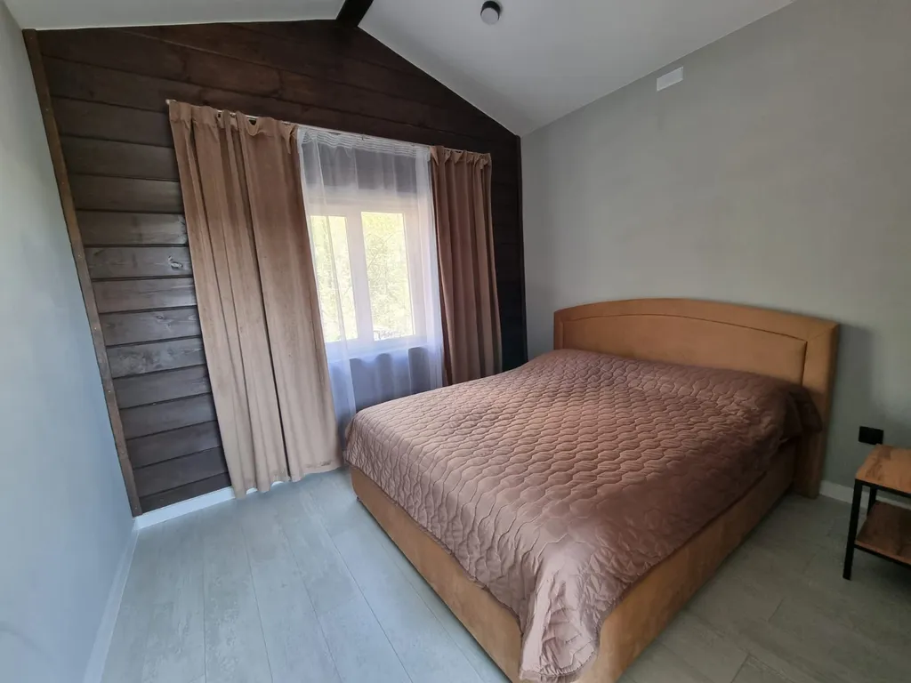 4-комнатный Дом