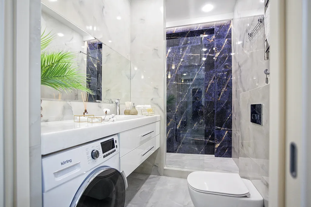 Золотой Ананас с видом на море