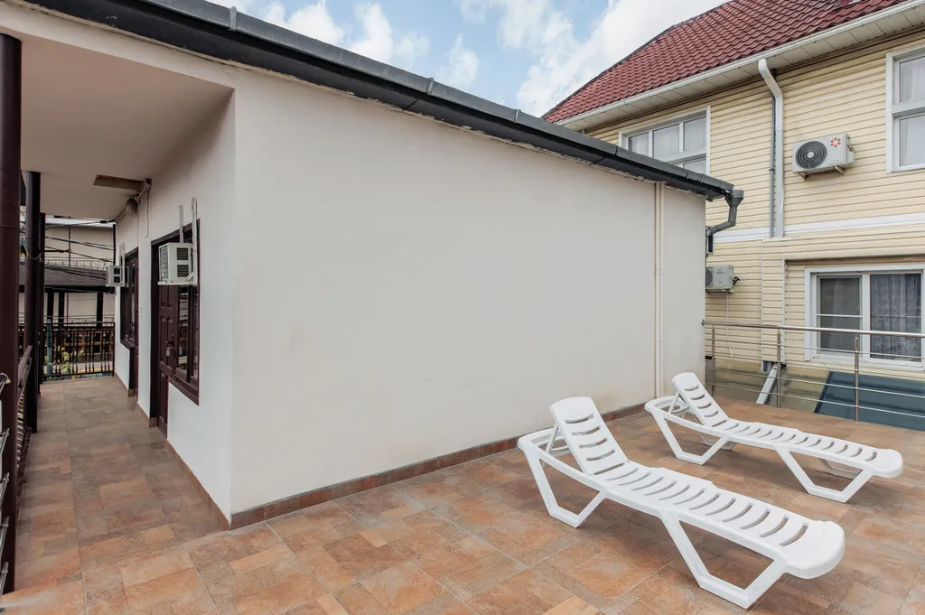 Четырёхместный стандарт у бассейна