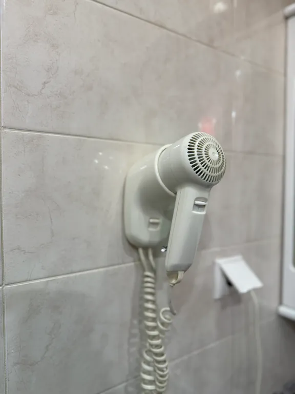 Тут хорошо на Сурикова