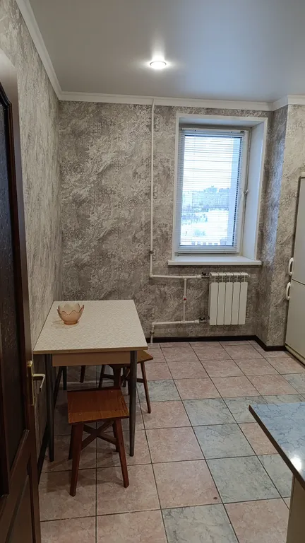 Однокомнатная квартира в центре города,напротив Дворца Спорта Аркада