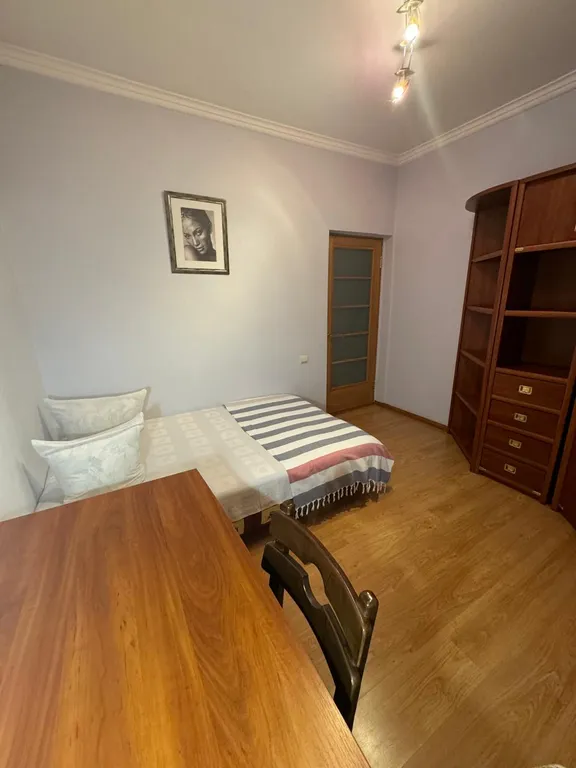 Бутовый дом на участке 5 соток