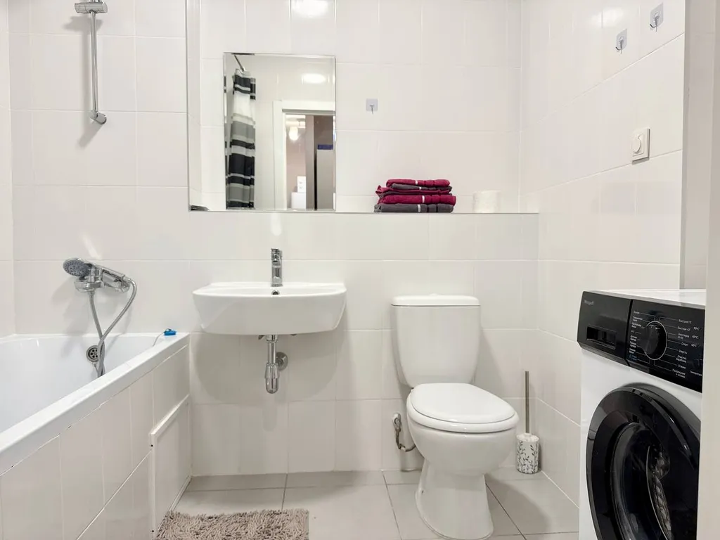 Уютная евро-двухкомнатная квартира в Лайково