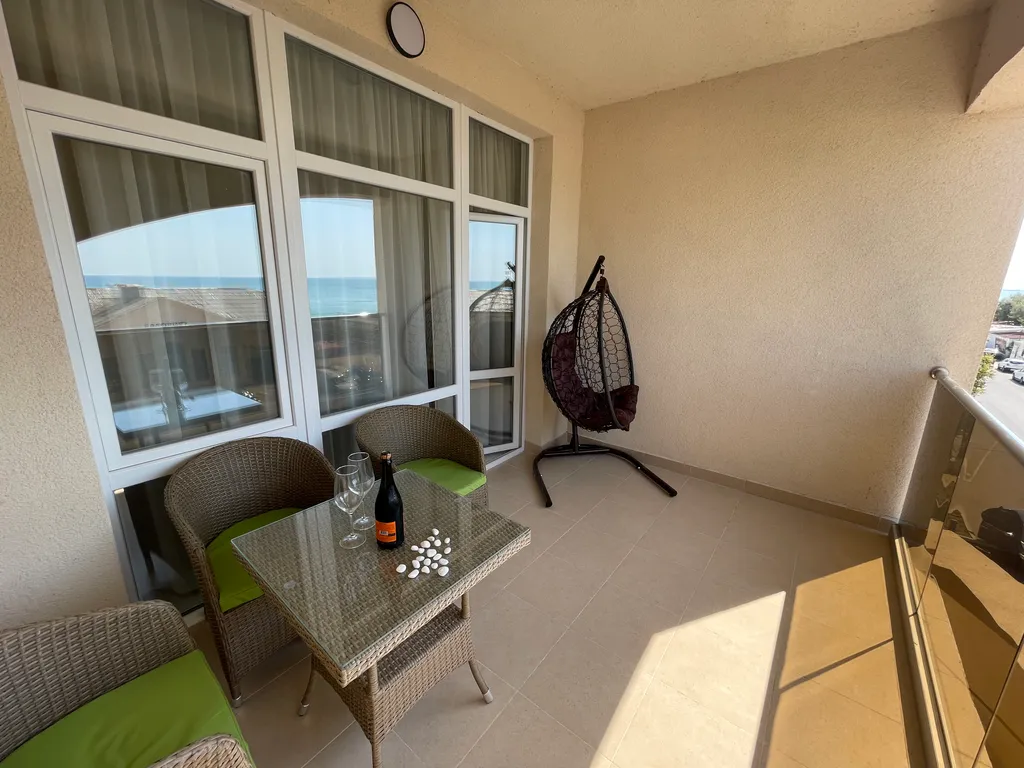 Уютные апартаменты с видом на море