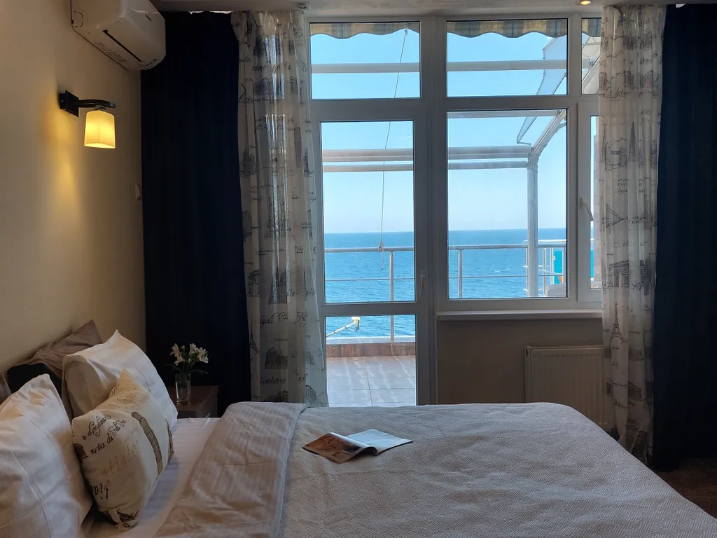 Апартаменты 2-комнатные у Моря первая береговая