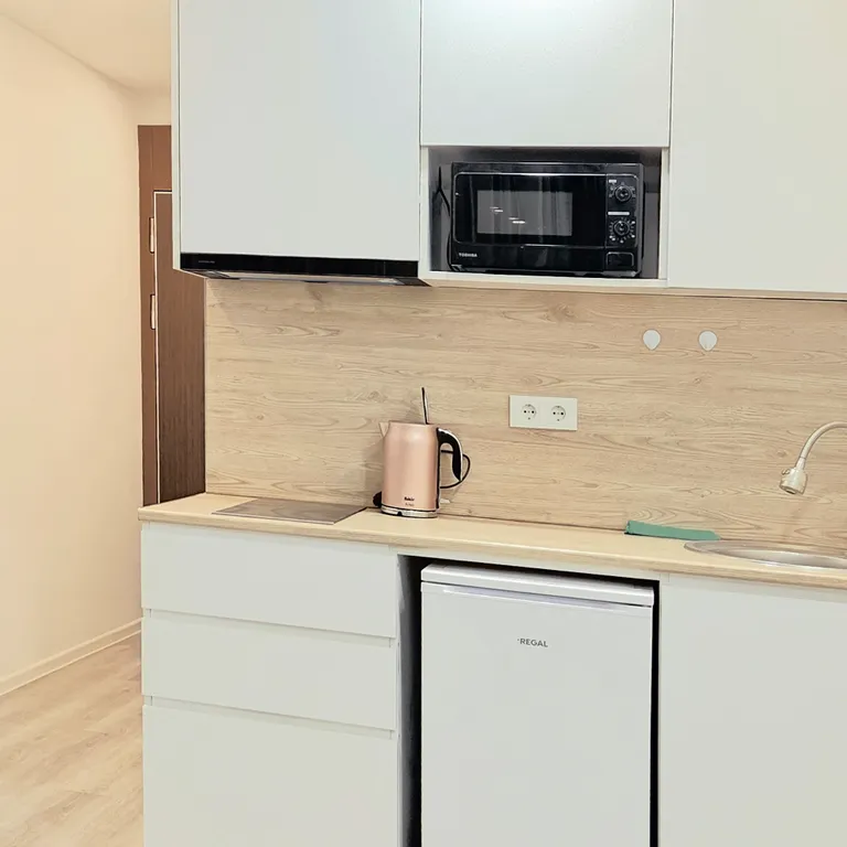 Просторная квартира в 10 метрах от моря и пляжа. Batumi View