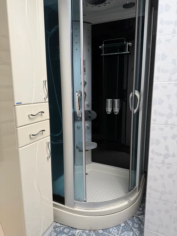 Семейный дом на берегу моря