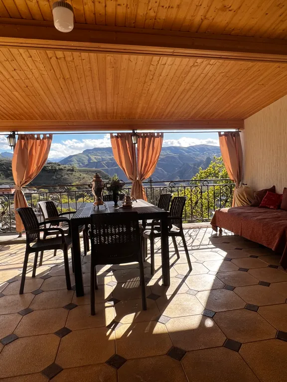 Гостевой дом в Гунибском районе с прекрасной верандой