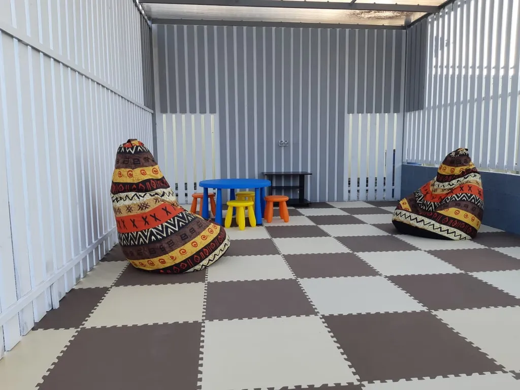 Меблированная комната на берегу Азовского моря