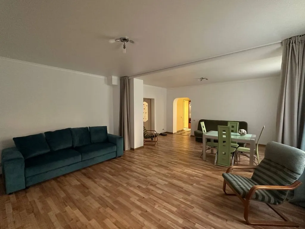 Квартира Просторная двухкомнатная квартира в центре города — Светлогорск