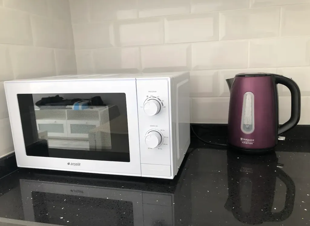 Alanya centre Kleopatra beach 100m to the sea