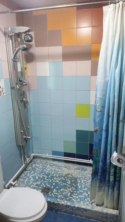 Дом на берегу протоки, ведущей в Вышневолоцкое водохранилище