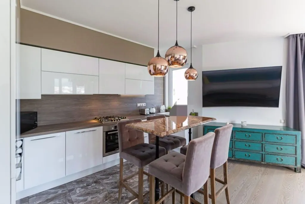 2-комнатная квартира с террасой и красивым видом