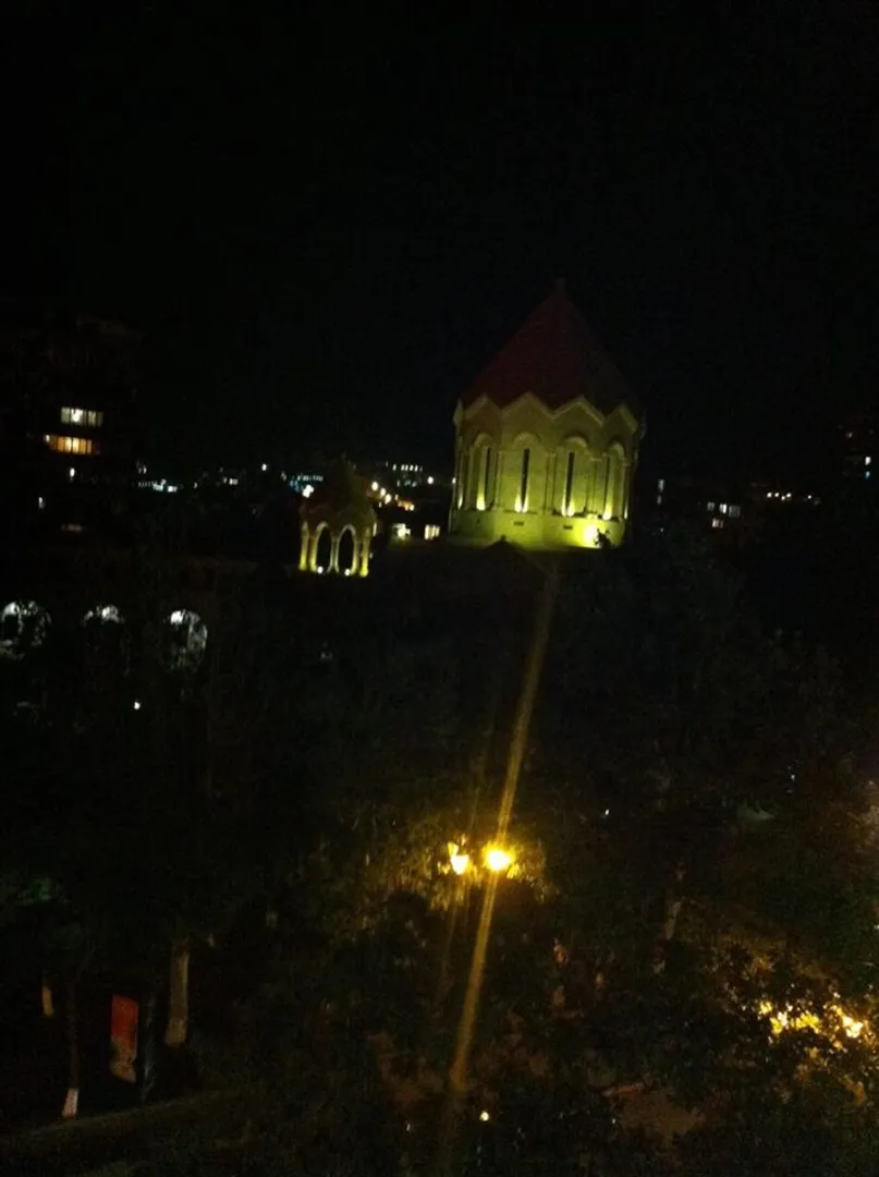 Ночной Ереван, с балкона видны Каскад, Оперный театр, Монумент.Все пешком ,все рядом!...