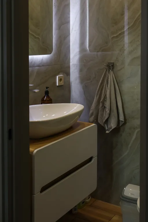 Уютный дом в черте города