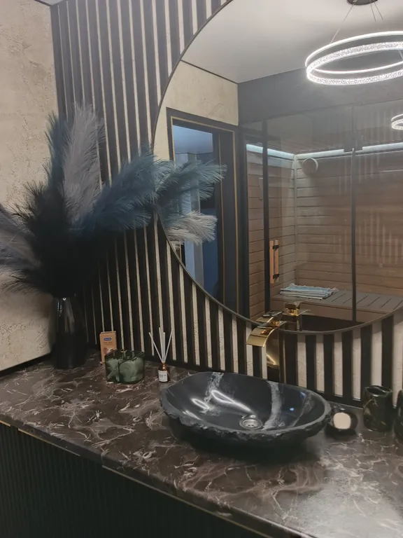 Новые двухэтажные апартаменты с бассейном и сауной