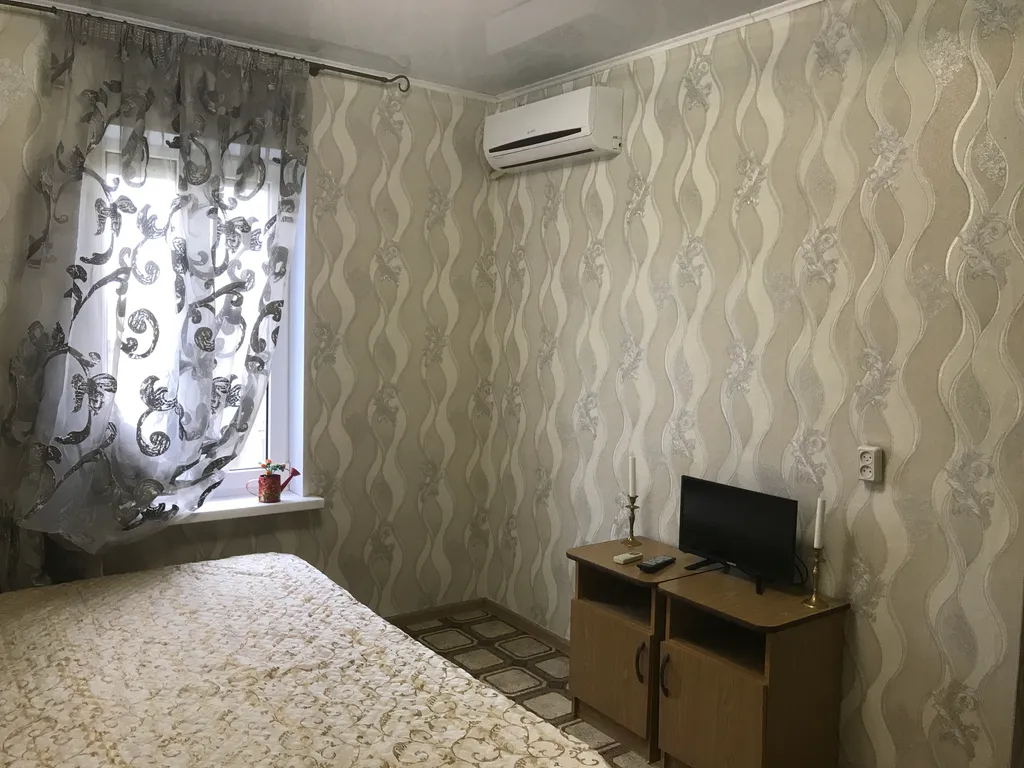 Квартира Квартира Уютные комнаты с завтраком и ужином — Должанская