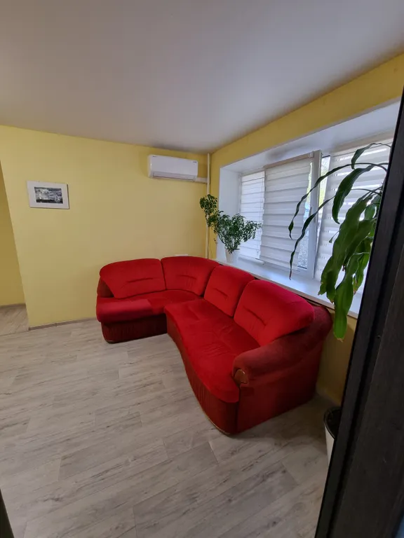 Уютная двухкомнатная квартира в хорошем районе