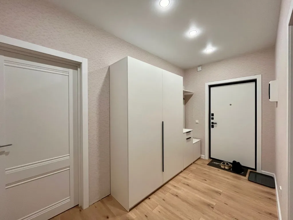 Просторная полноценная 2-комнатная квартира рядом с Аэропортом