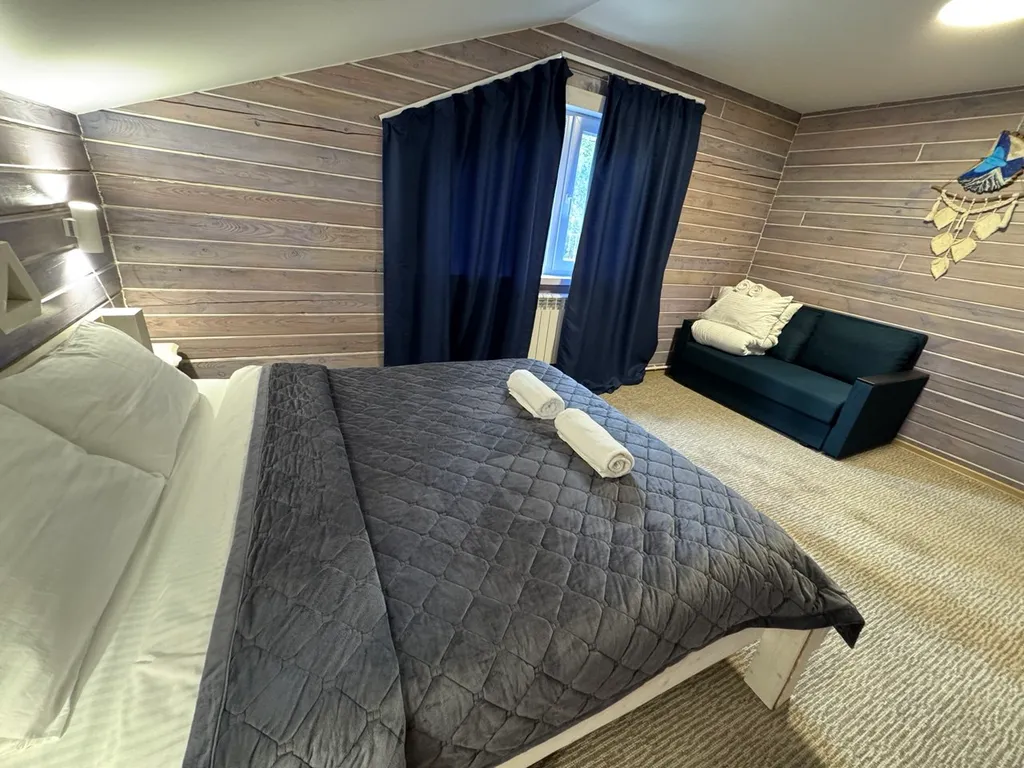 Новый уютный дом из профилированного бруса в кедровом лесу