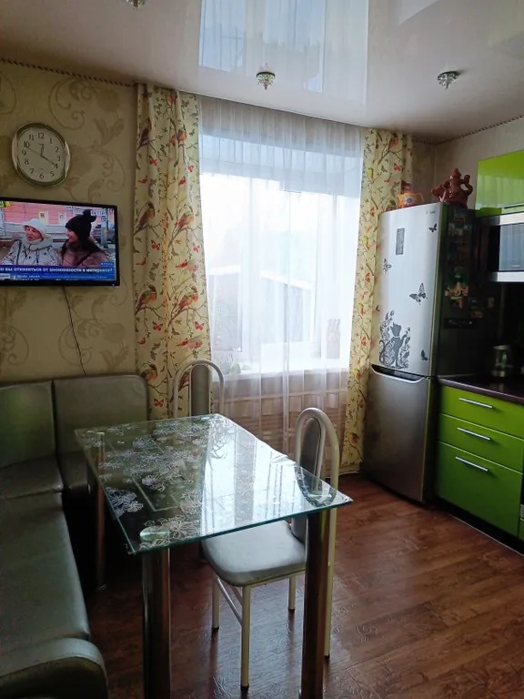 Уютный коттедж рядом с лесом и с видом на горы, в 10 минутах от горнолыжки