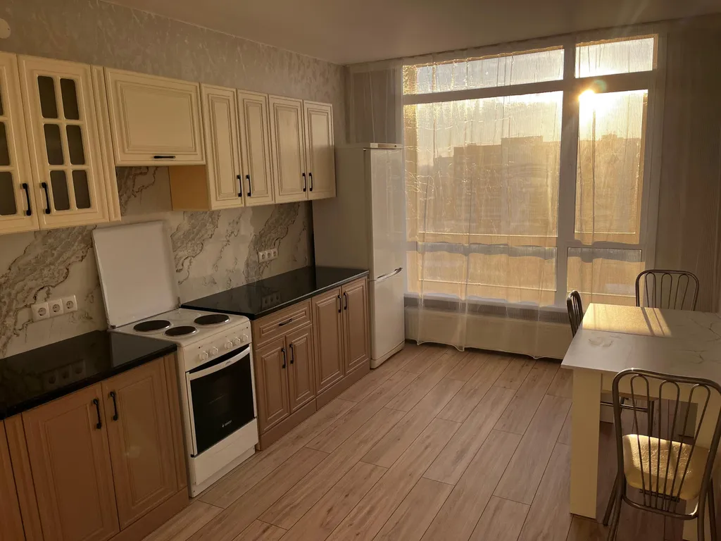 Новая квартира в новом ЖК Панорама с панорамным видом из окна на город