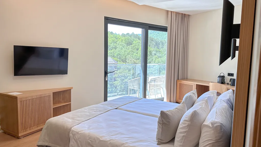 Трехместный номер комфорт