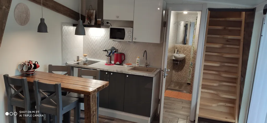 Уютная двухуровневая студия