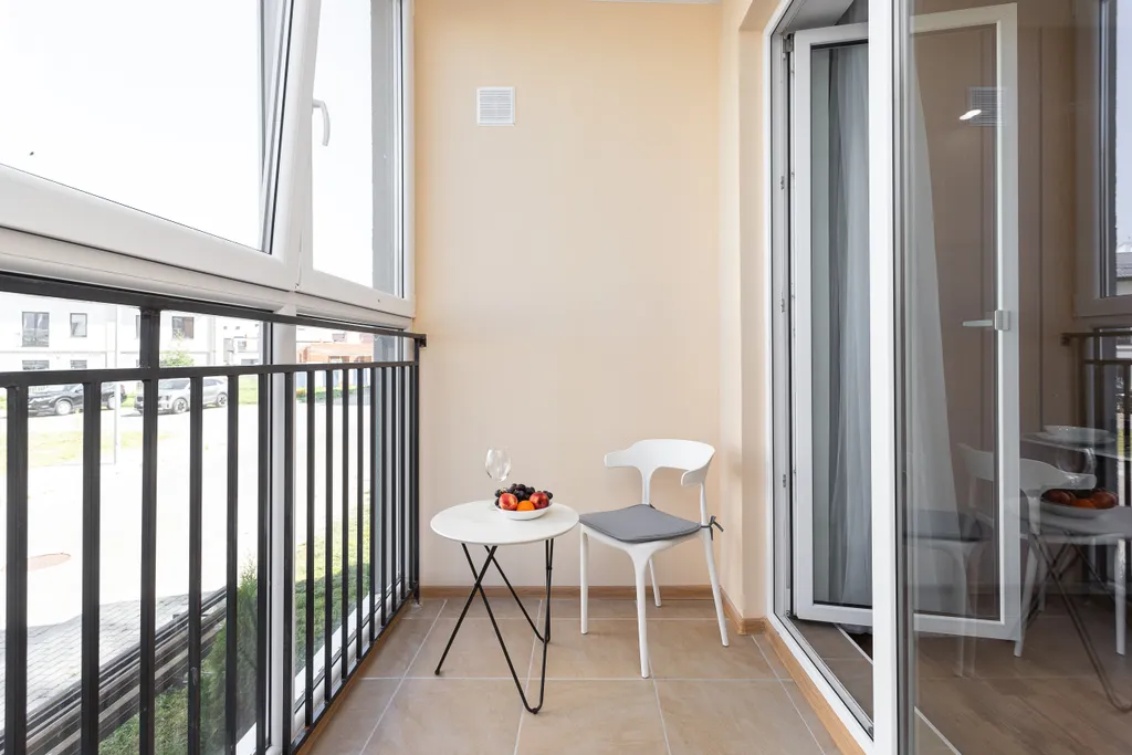 Just rent this apartment)