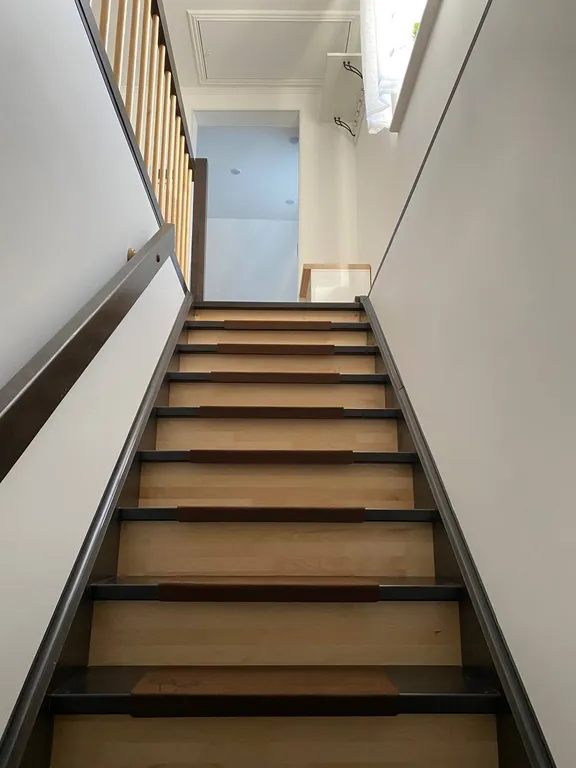 Мансардные апартаменты у моря в центре города