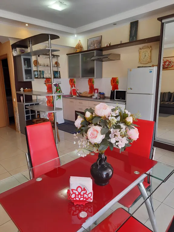 Квартира Просторные, уютные апартаменты — аренда посуточно в Алушта