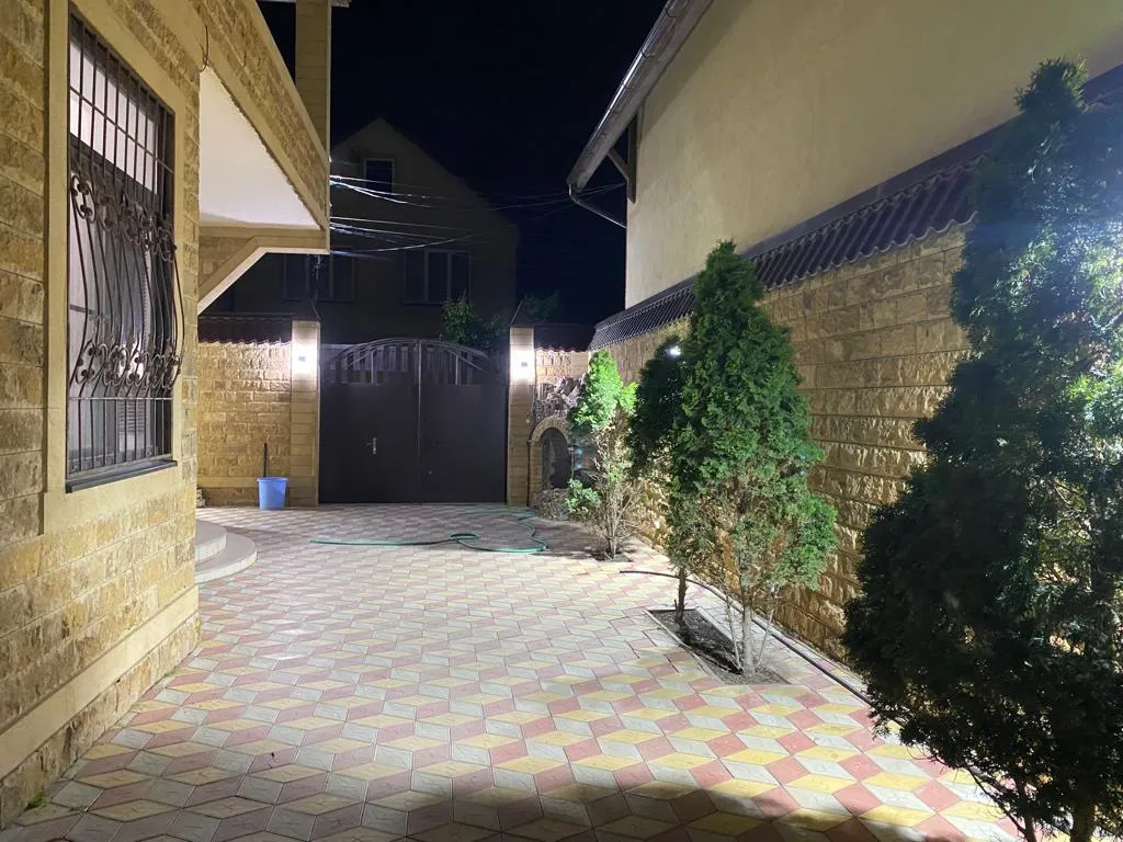 Большой 3х-этаж. дом на берегу моря