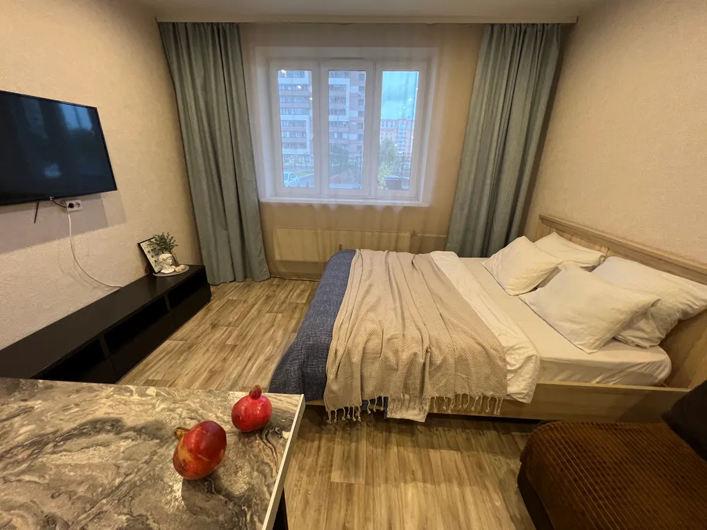 Квартира Стильная квартира-студия в ЖК Кристалл New Crystal apartment — Тюмень