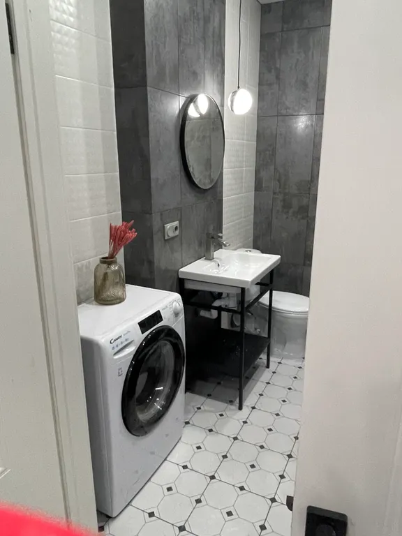 Современная, новая квартира с дизайнерским ремонтом