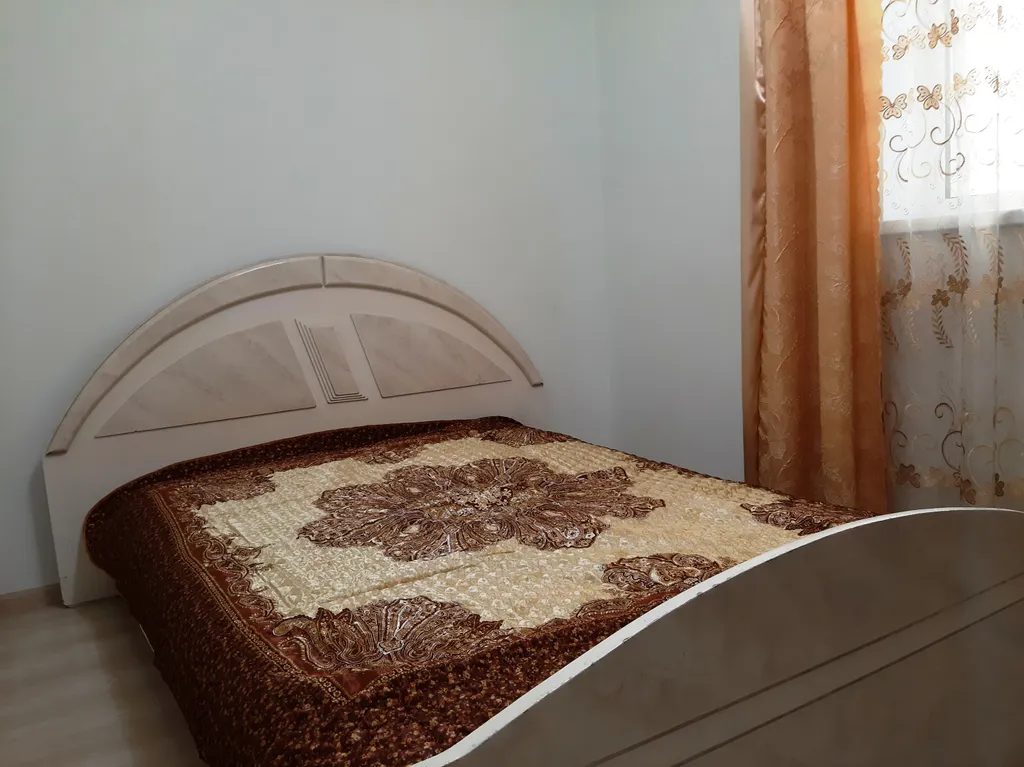 6-комнатный Дом