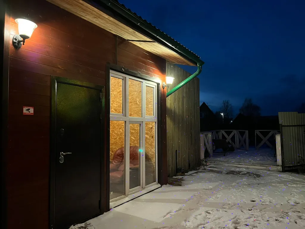 Коттедж с баней и чаном у озера