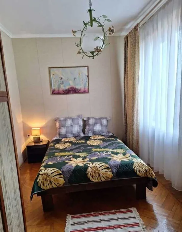 Большая и уютная квартира в центре Пицунды