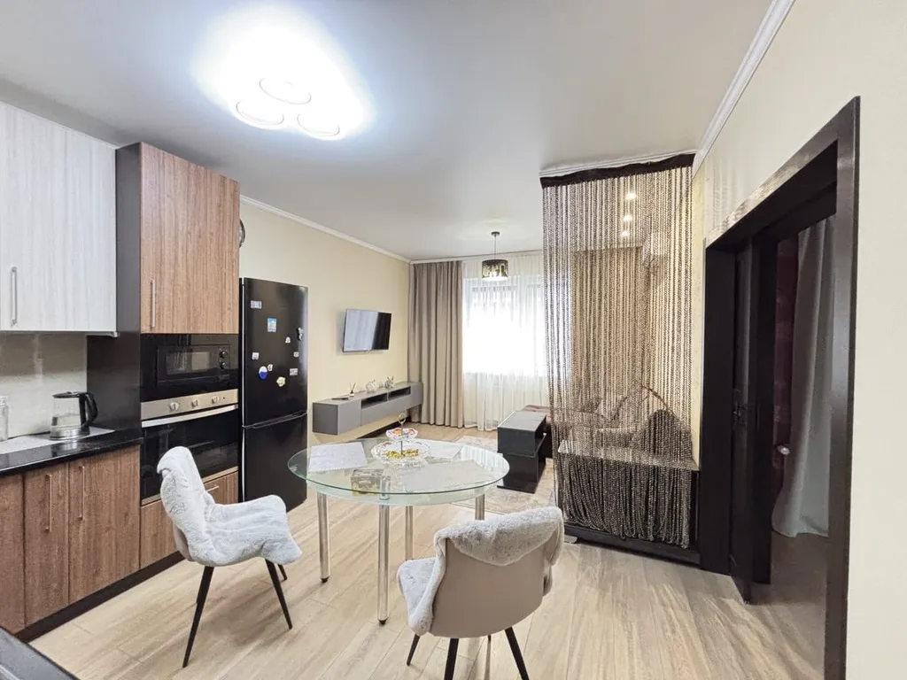 Уютная стильная квартира на новой набережной с видом на Волгу